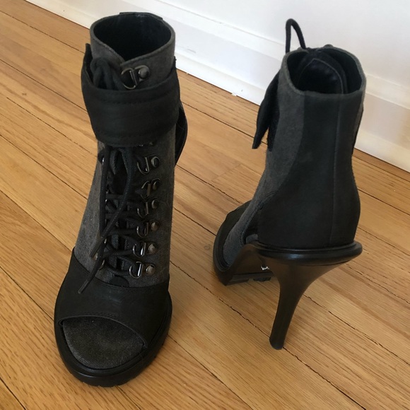 Kenneth Cole open toe bootie - 7 - Picture 2 of 7